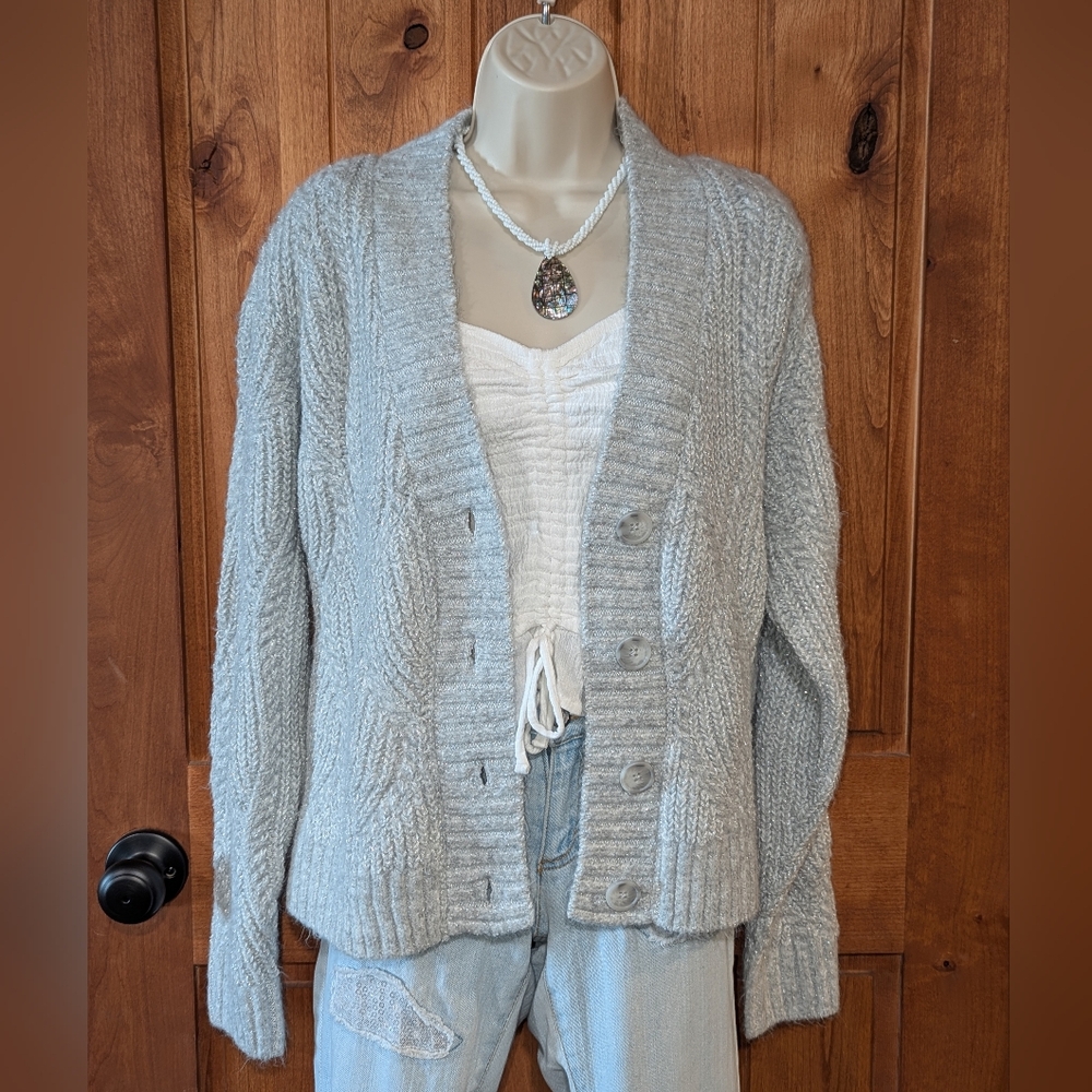 Universal‎ Thread Light Gray Women's Cardigan With Silver Threads